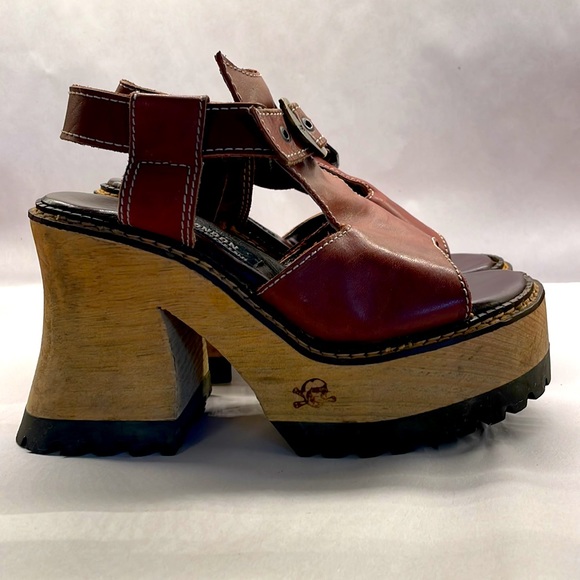 Sold-London Underground Chunky Wood Heel Platform Brown Leather Sandals Vintage - Picture 2 of 14